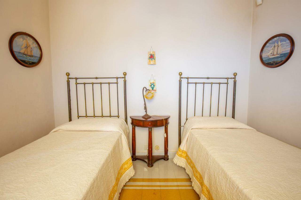 Вілла Solemar Sicilia - Casa Porto Bagnera Санта-Флавія Екстер'єр фото