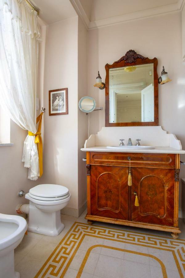 Вілла Solemar Sicilia - Casa Porto Bagnera Санта-Флавія Екстер'єр фото