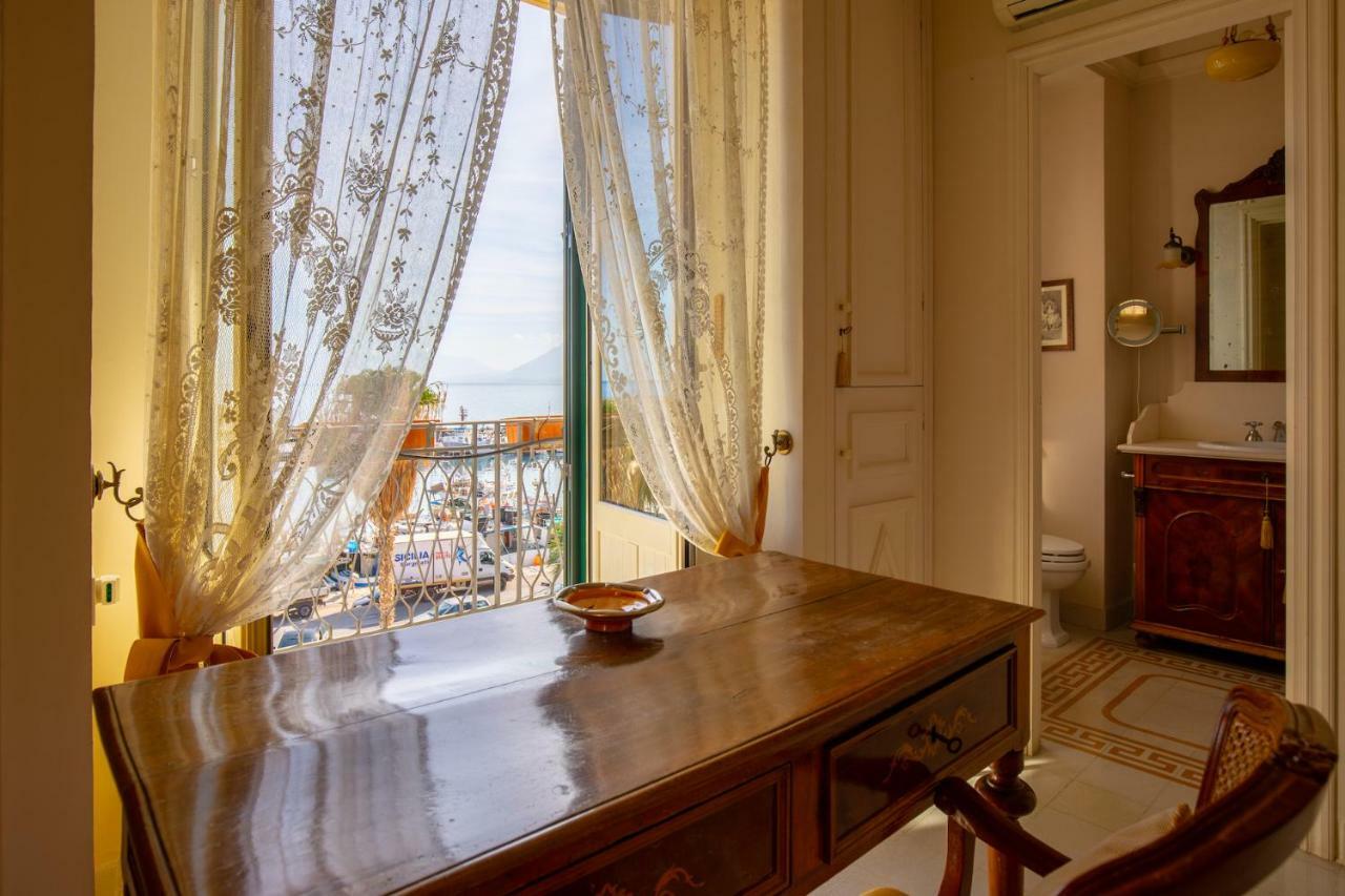 Вілла Solemar Sicilia - Casa Porto Bagnera Санта-Флавія Екстер'єр фото